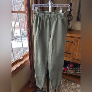 Edikted Joni sweatpants, joggers. Small
